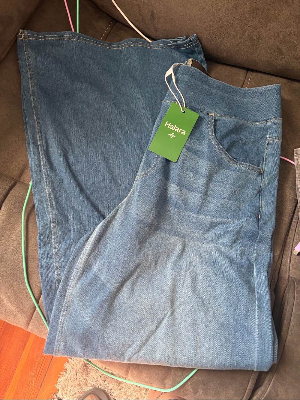 HALARA Blue Denim Pull-On Jegging size large regular